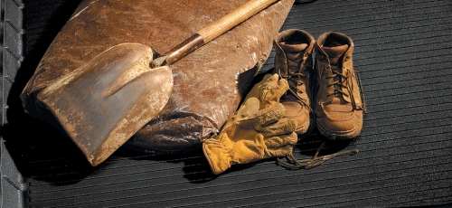 TAPETE DE CAJUELA DE USO RUDO PARA NAVIGATOR  